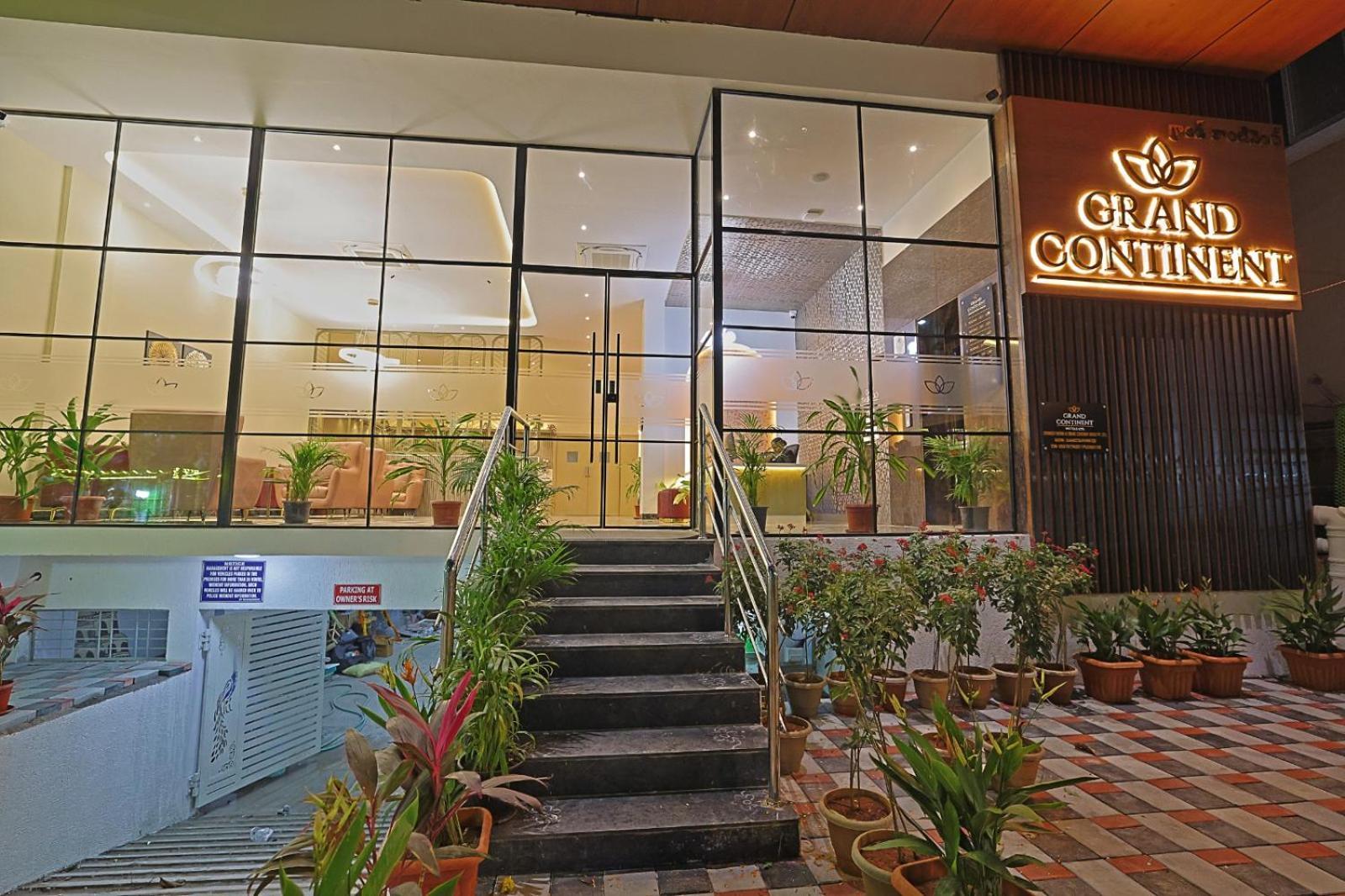 Grand Continent Hotel Gachibowli Near Us Consulate Extérieur photo